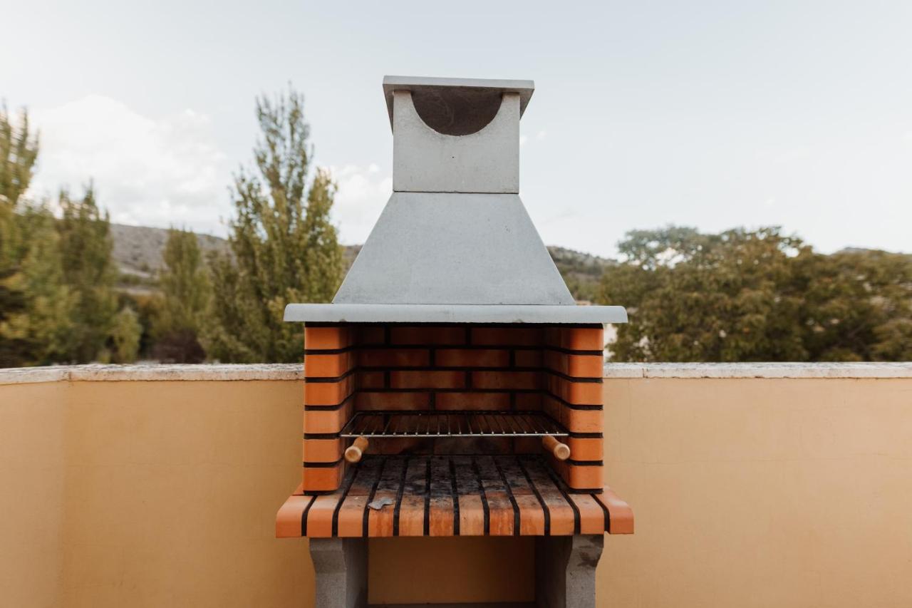 Caserio Inazares - Montana, Chimenea, Nieve, Barbacoa Exterior photo